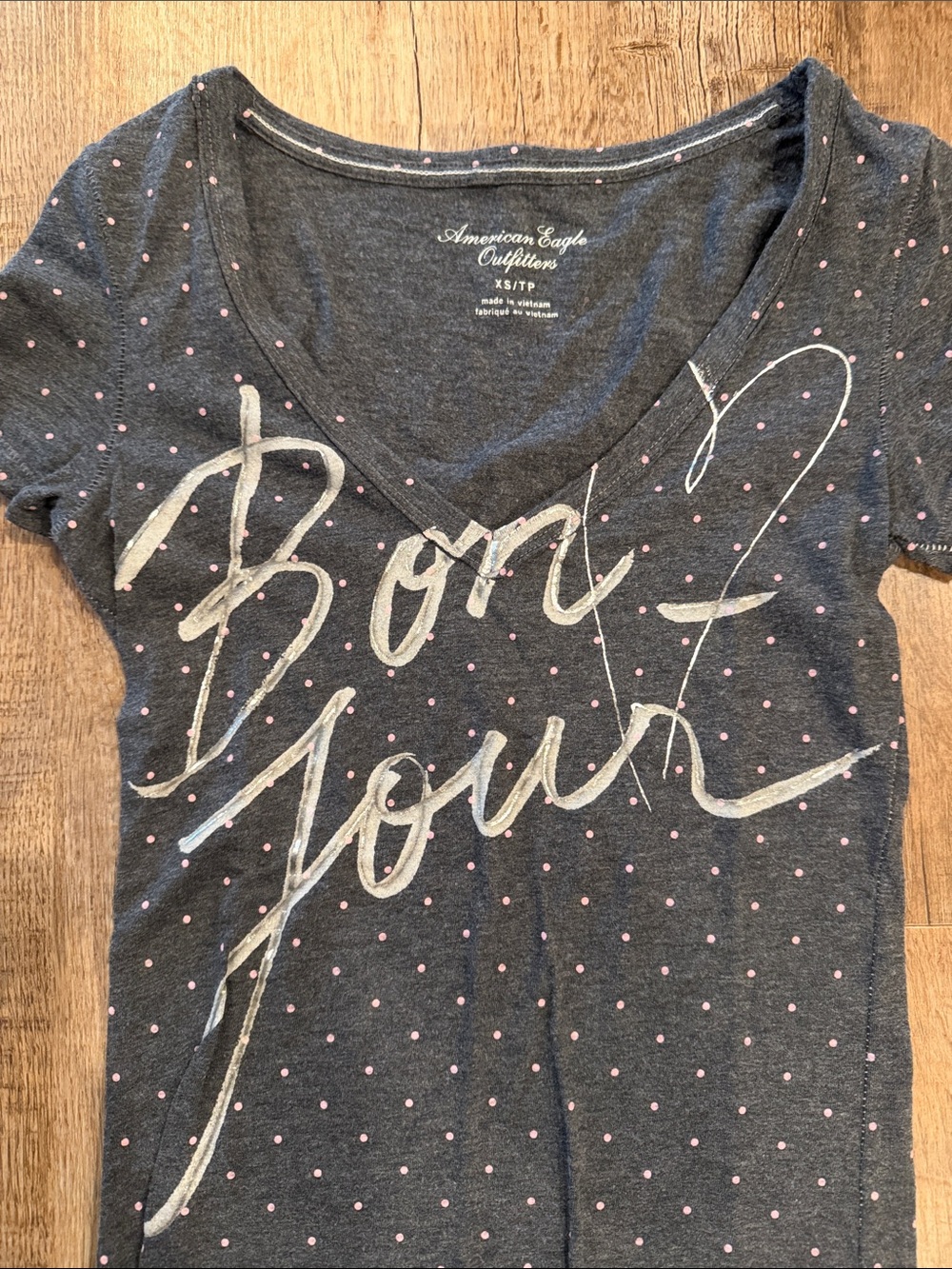 American Eagle Outfitters Charcoal 'Bonjour' V-Neck Tee - XS